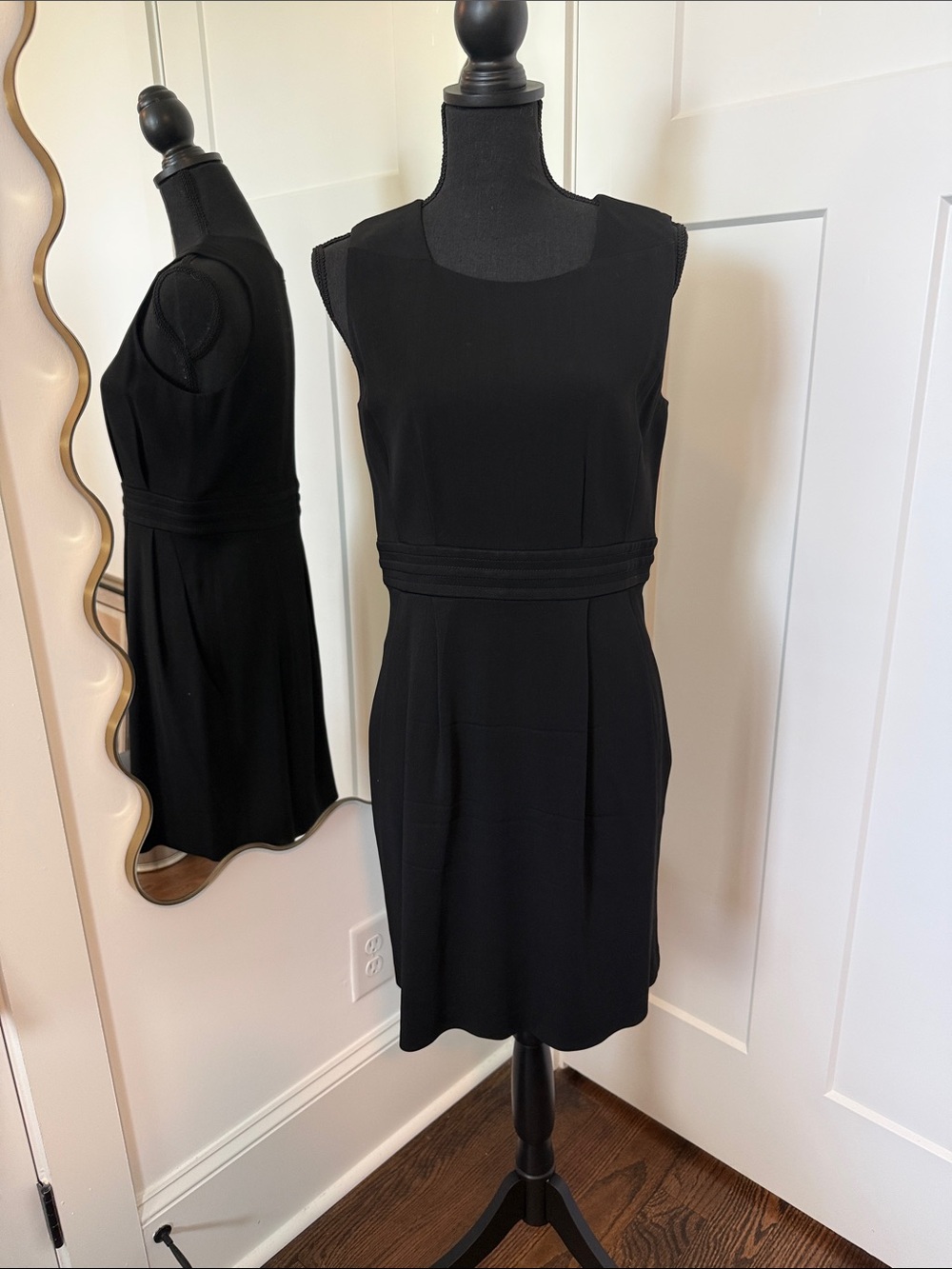 Theyskens' Theory Black Sleeveless Mini Dress